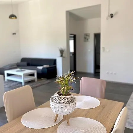 Ritta Apartment