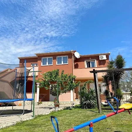 Ritta Apartment