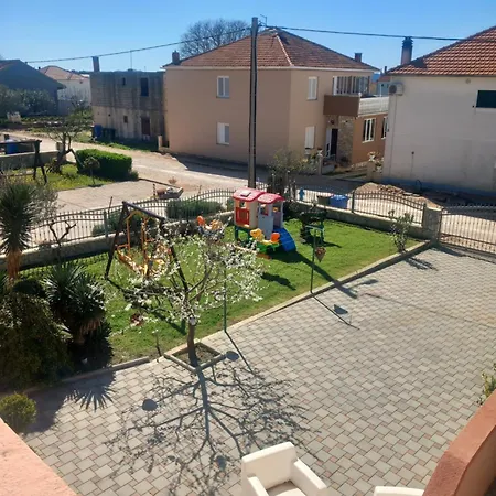 Apartment Ritta *